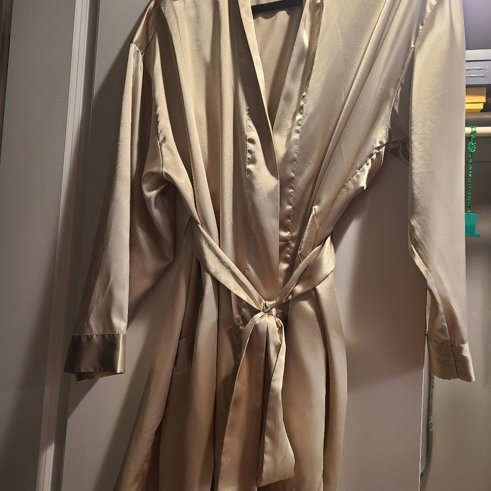 Victoria's Secret Gold Satin Robe W/belt pockets